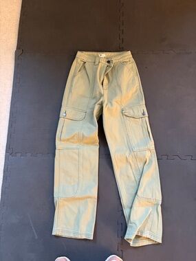 Billabong Men's Cargo Pants — Tan